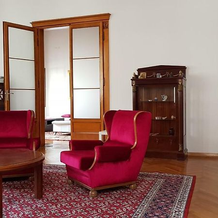 Luxury Apartment In The Heart Of Varaždin Exterior foto