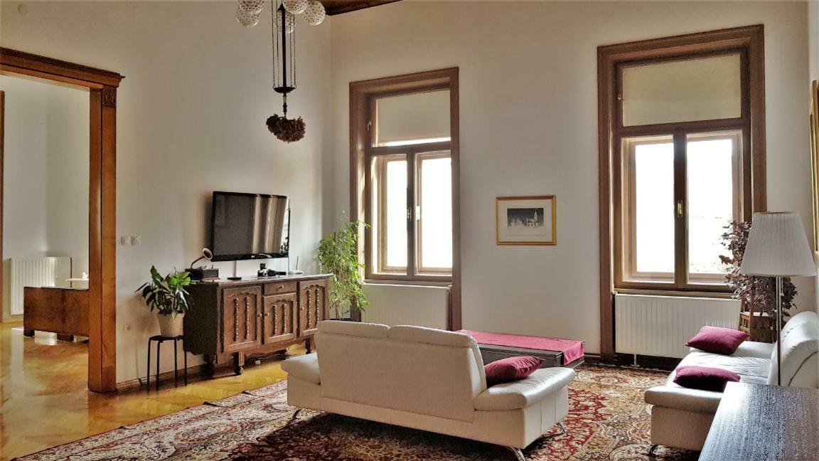 Luxury Apartment In The Heart Of Varaždin Exterior foto